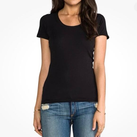 Theory Juin 2 Black Scoop Neck Short Sleeve Tee Top Size Large Fitted - Picture 2 of 9